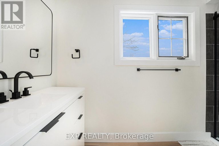 28268546/16-weybridge-drive/cedargrovefraserdale/ottawa/ontario/K2J2X2_23