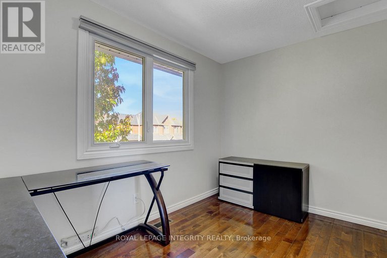 29057303/1142-elmlea-drive/beacon-hill-south/ottawa/ontario/K1J6V9_18