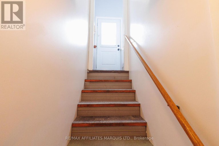 29400104/137-park-avenue/alexandria/north-glengarry/ontario/K0C1A0_23