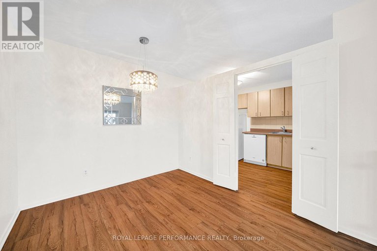 29120637/806-1599-lassiter-terrace/beaconwood/ottawa/ontario/K1J8R6_16