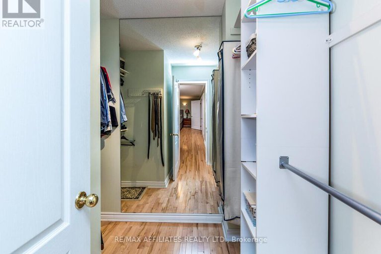 28461946/32-mika-street/stittsville-north/ottawa/ontario/K2S1K8_11