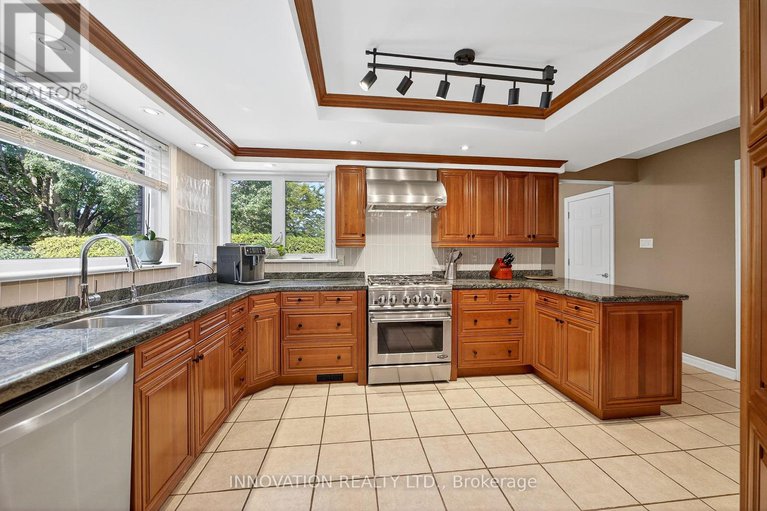28869608/5558-south-island-park-drive/manotick-long-island-nicholls-island/ottawa/ontario/K4M1J2_18