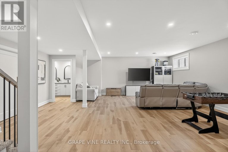 29432305/106-maplestone-drive/north-grenville-twp-kemptville-east/north-grenville/ontario/K0G1J0_28