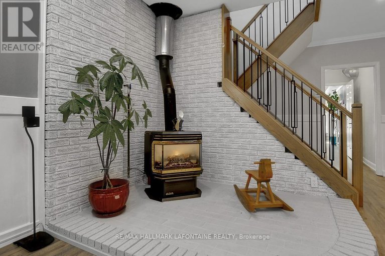 29541389/1255-laurier-street/town-of-rockland/clarence-rockland/ontario/K4K1C4_28