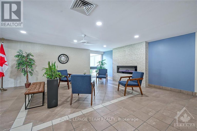 28928272/1004-1485-baseline-road/copeland-park/ottawa/ontario/K2C3L8_2