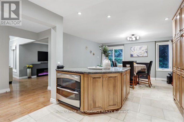 28629475/61-wycliffe-street/centrepointe/ottawa/ontario/K2G5L9_17