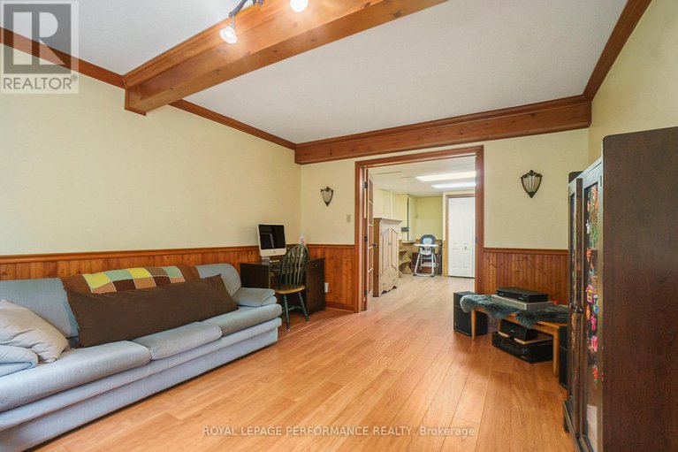28361032/2411-overdale-drive/cumberland-ridge/ottawa/ontario/K4C1B8_24