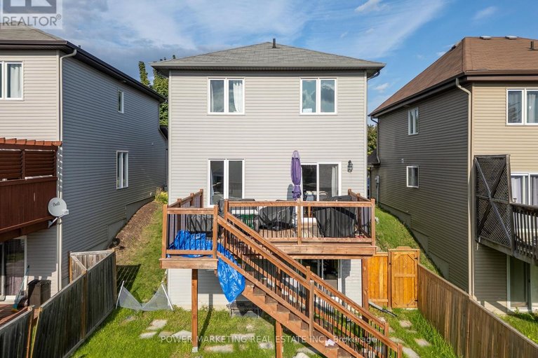 29319586/270-mica-crescent/town-of-rockland/clarence-rockland/ontario/K4K0E2_30