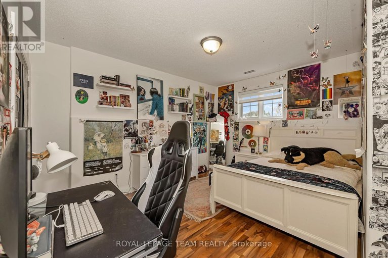 29645410/1517-back-place-avenue/greely/ottawa/ontario/K4P1R3_26