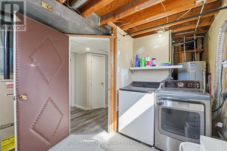 29528377/990-laviolette-street/town-of-rockland/clarence-rockland/ontario/K4K1B9_25