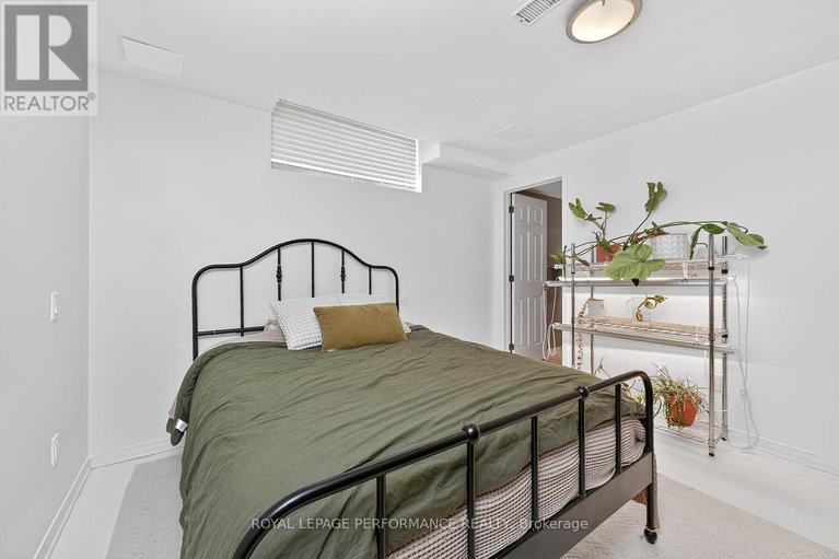 29575715/1665-frenette-street/fallingbrookgardenway-south/ottawa/ontario/K4A4L4_40