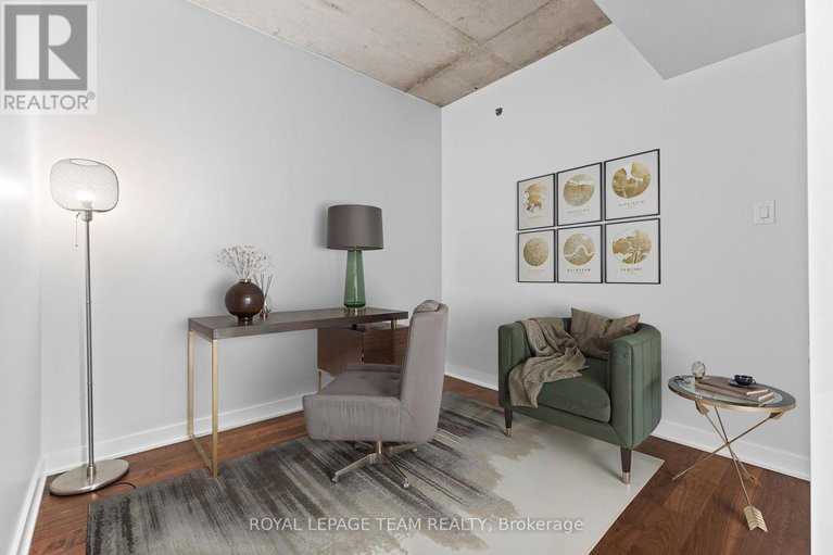 28594562/232-340-mcleod-street/ottawa-centre/ottawa/ontario/K2P1A4_17