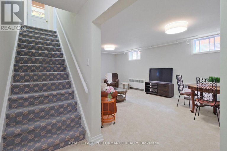 28506463/181-northwestern-avenue/ottawa-westtunneys-pasture/ottawa/ontario/K1Y0M1_20