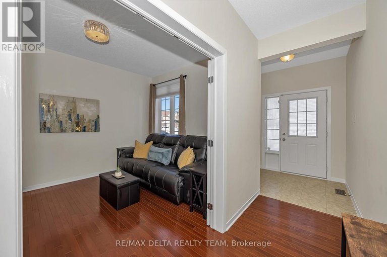 29661185/1889-montmere-avenue/notting-hillsummerside/ottawa/ontario/K4A0E7_11