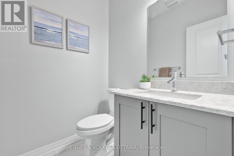 28377095/624-mikinak-road/cfb-rockcliffe-and-area/ottawa/ontario/K1K3X7_10