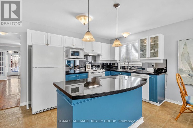 29403053/52-bramblewood-crescent/bridlewood/ottawa/ontario/K1T3G2_11