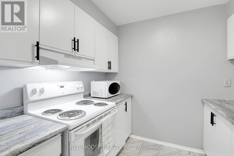 29220948/415-216-viewmount-drive/borden-farmstewart-farmcarleton-heightsparkwood-hills/ottawa/ontario/K2E7X4_16