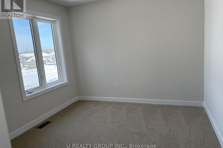 29330724/210-ginebik-way/blossom-parkkemp-parkfindlay-creek/ottawa/ontario/K1X0H4_29