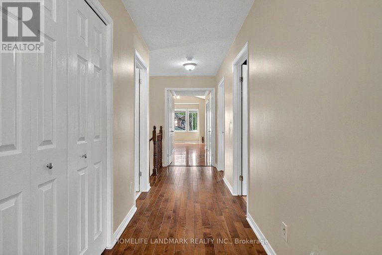 28322387/1856-sunland-drive/fallingbrookgardenway-south/ottawa/ontario/K4A3S8_35