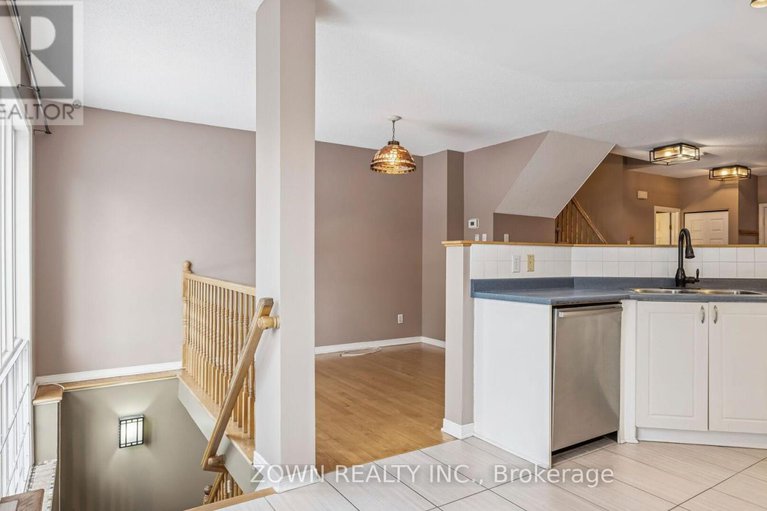 29305756/104-banchory-crescent/morgans-grantsouth-march/ottawa/ontario/K2K2V2_13