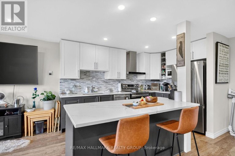 29579525/504-1505-baseline-road/copeland-park/ottawa/ontario/K2C3L4_12