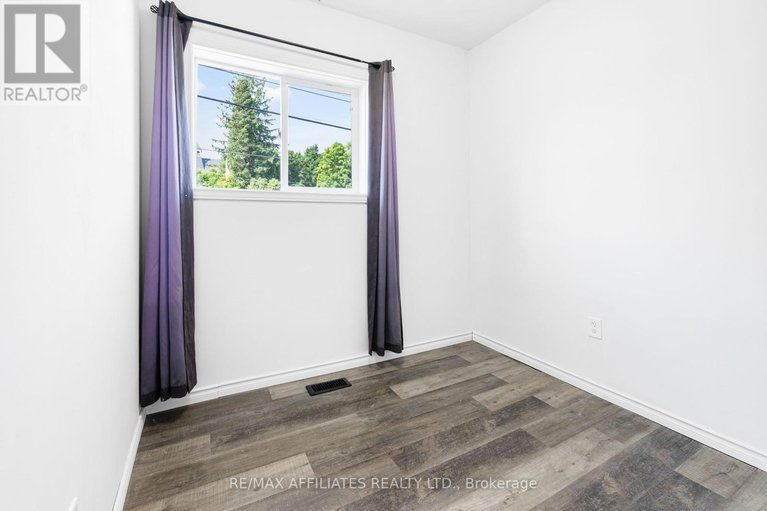 28666131/79-george-street/lanark-highlands-lanark-village/lanark-highlands/ontario/K0G1K0_27