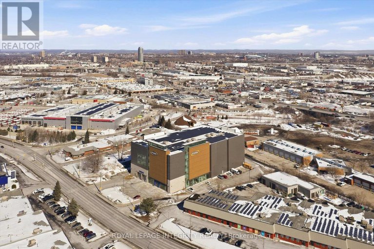 29425303/c-849-blackcomb-private/elmvale-acres/ottawa/ontario/K1G4E4_31