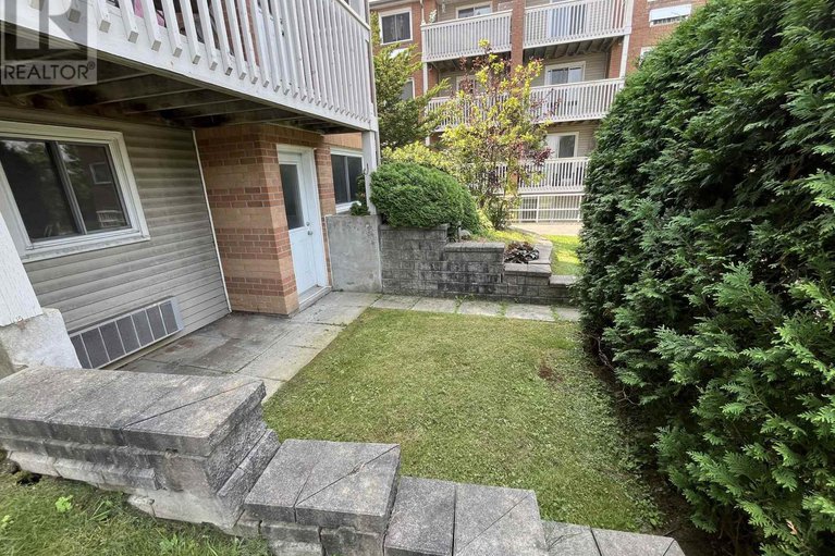 28618067/108-345-centrum-boulevard/bilberry-creekqueenswood-heights/ottawa/ontario/K1E3W9_14