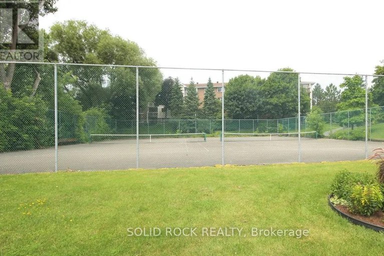 28221039/403-250-brittany-drive/viscount-alexander-park/ottawa/ontario/K1K4M1_25