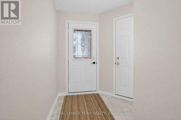 29427444/84-newborough-crescent/barrhaven-east/ottawa/ontario/K2G6A9_3