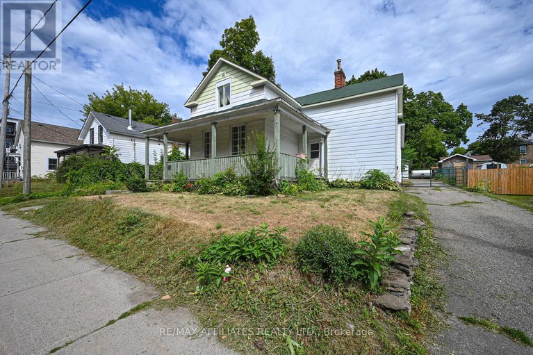 28756533/60-chambers-street/smiths-falls/smiths-falls/ontario/K7A2Y6_4