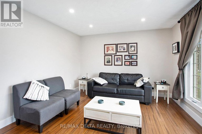 28905396/3569-marcil-road/clarencerockland-twp/clarence-rockland/ontario/K0A1E0_8