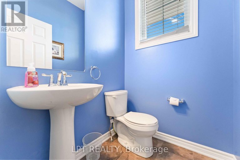 29586146/782-maloja-way/stittsville-north/ottawa/ontario/K2S1B9_10