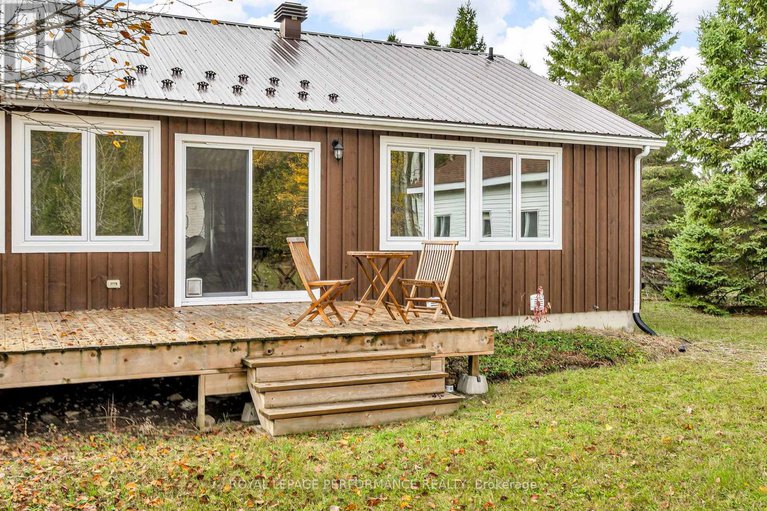 29148210/3781-delorme-crescent/north-glengarry-kenyon-twp/north-glengarry/ontario/K0C1A0_39