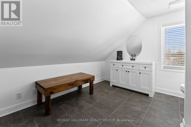 29430145/3210-ritchance-road/champlain-twp/champlain/ontario/K0B1A0_35