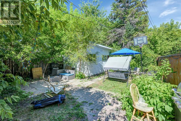 28785277/845-trojan-avenue/castle-heightsrideau-high/ottawa/ontario/K1K2P8_14