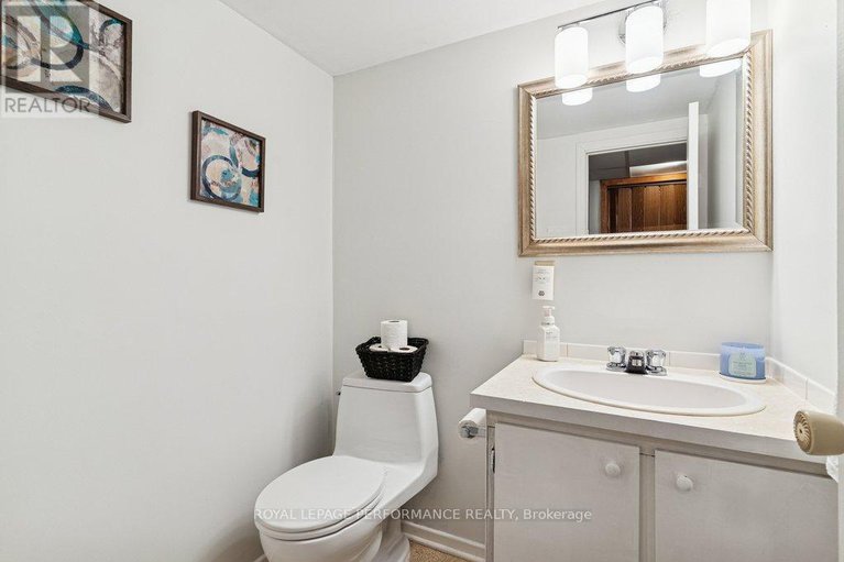 29402073/48-423c-woodfield-drive/tanglewood/ottawa/ontario/K2G4B7_36