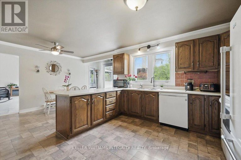 28473726/1954-catherine-street/town-of-rockland/clarence-rockland/ontario/K4K1H6_13