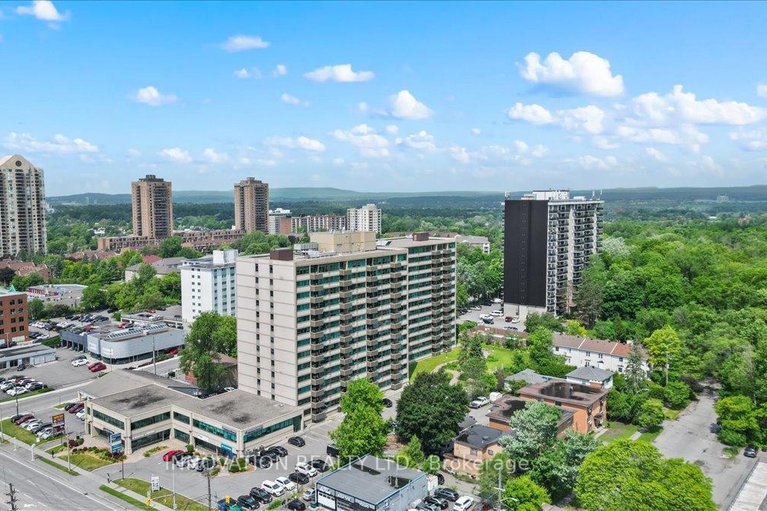 29098389/610-555-brittany-drive/viscount-alexander-park/ottawa/ontario/K1K4C5_31