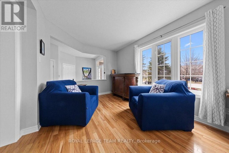 29626575/79-saddlesmith-circle/emerald-meadowstrailwest/ottawa/ontario/K2M2Y5_7