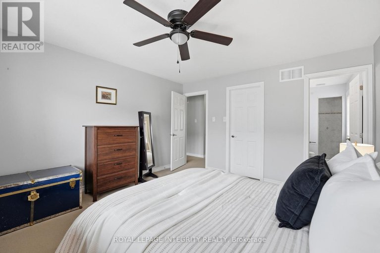 29620531/208-aquilo-crescent/stittsville-north/ottawa/ontario/K2S0L8_16