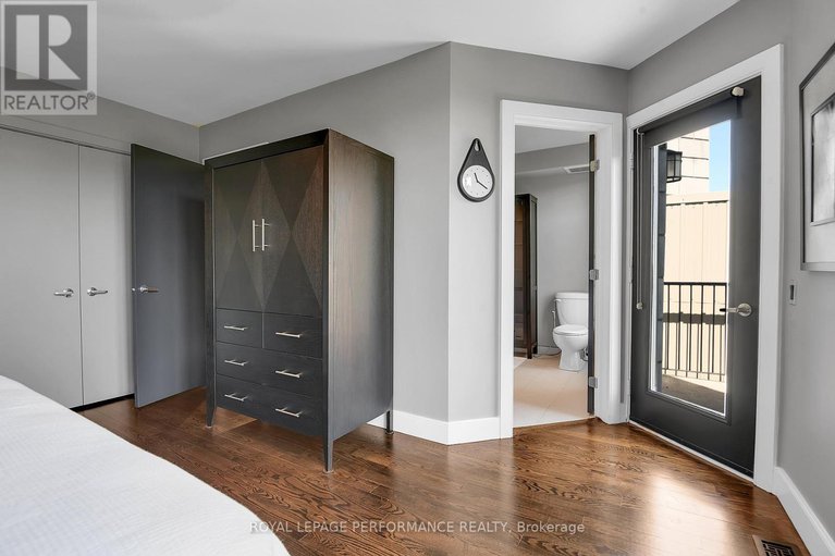 28573651/805-kingsmere-avenue/mckellar-heightsglabar-park/ottawa/ontario/K2A3J8_31