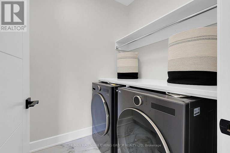28550899/623-rowanwood-avenue/mckellarhighland/ottawa/ontario/K2A3E3_37