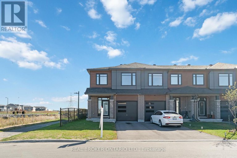 29037863/675-taliesin-crescent/remainder-of-stittsville-area/ottawa/ontario/K2S2W5_1