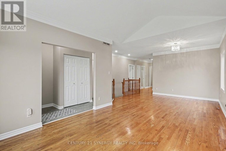 29612747/894-gosnell-terrace/fallingbrookgardenway-south/ottawa/ontario/K4A5C2_13