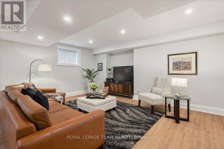 28831579/506-piccadilly-avenue/ottawa-west/ottawa/ontario/K1Y0H8_39