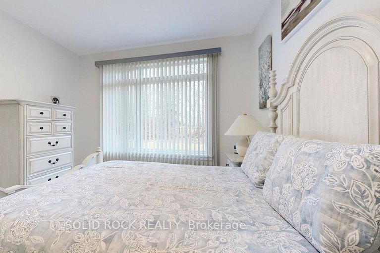 29198740/301-wood-avenue/smiths-falls/smiths-falls/ontario/K7A5H4_23