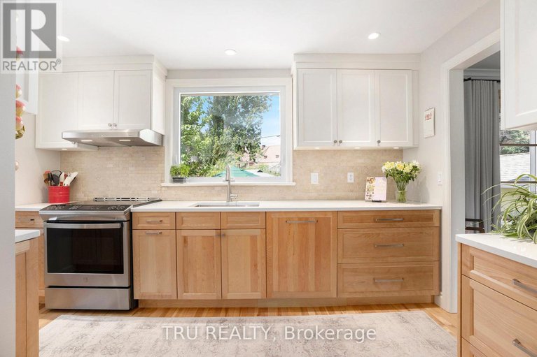 28633554/36-bullock-avenue-ne/ottawa-east/ottawa/ontario/K1S1H1_12
