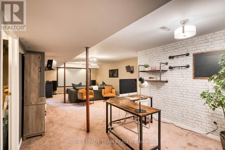 29324372/55-gale-street/almonte/mississippi-mills/ontario/K0A1A0_22