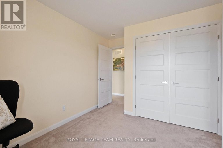 28427098/240-boyd-street/carleton-place/carleton-place/ontario/K7C0H3_35